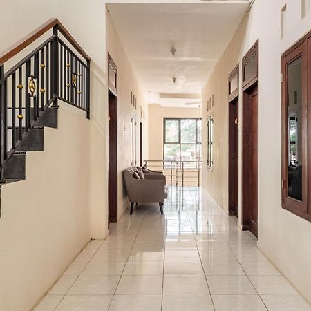 Reddoorz Near Dino Park Hotel Malang Luaran gambar