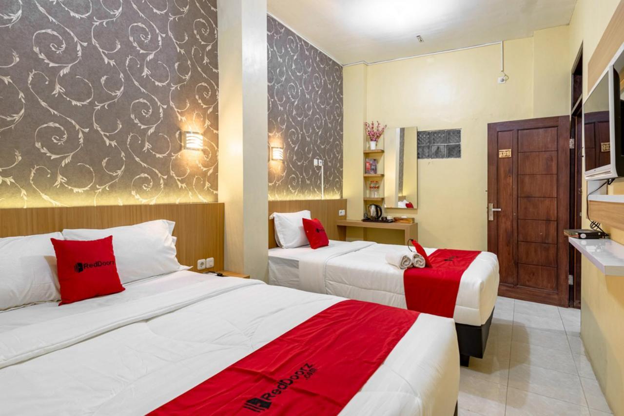 Reddoorz Near Dino Park Hotel Malang Luaran gambar